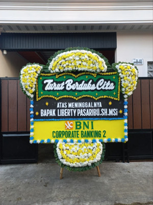 Papan Bunga Duka di Loa Kulu