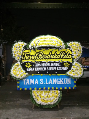 Papan Bunga Duka di Loa Kulu
